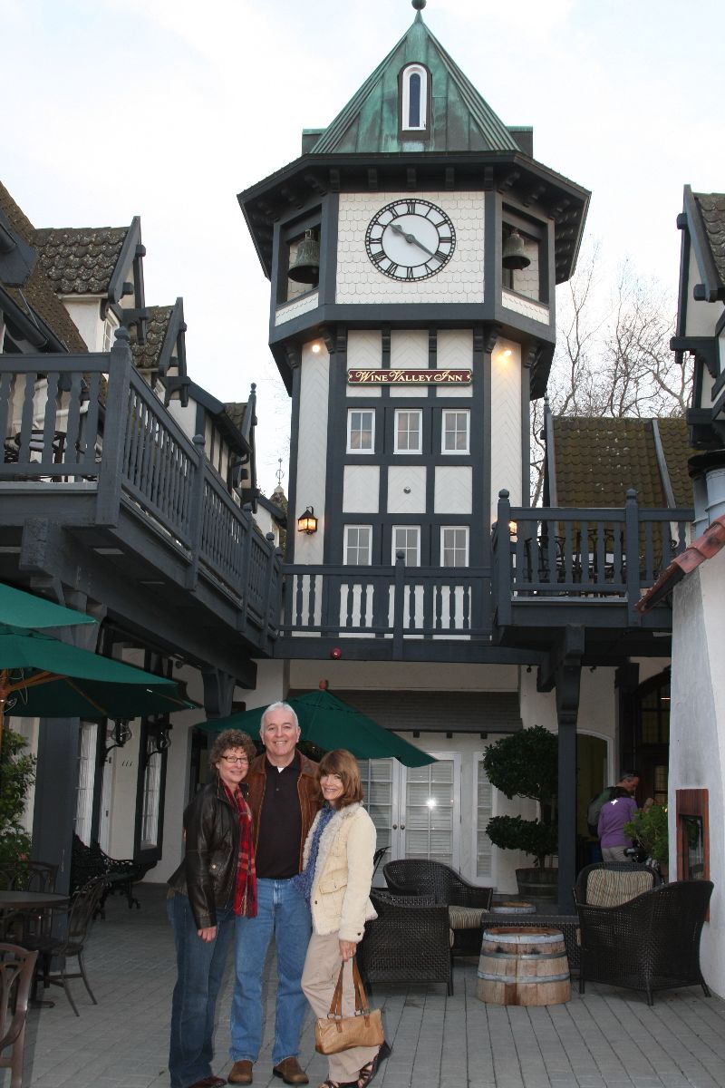 Brother, sister and missus in Solvang.